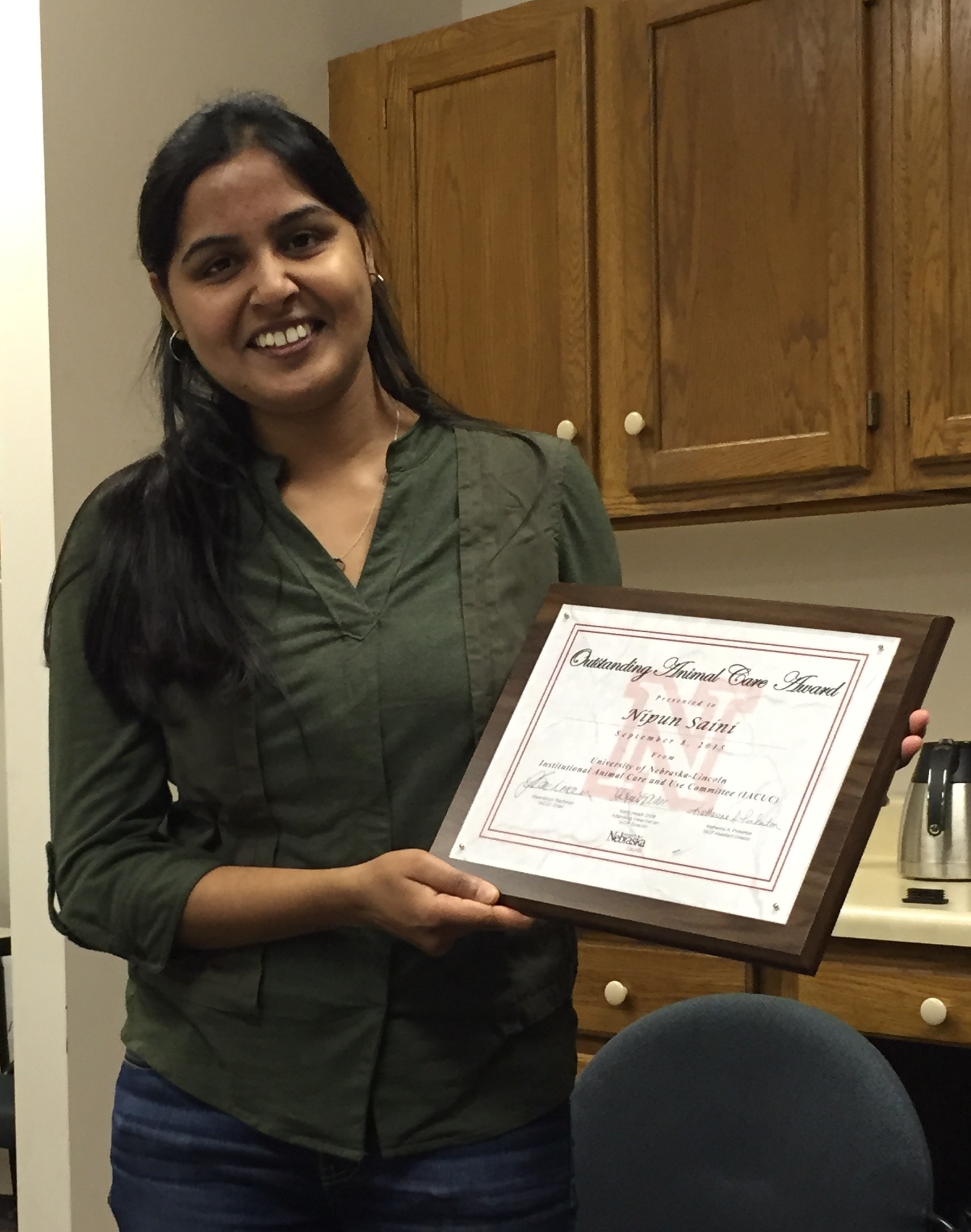 Nipun Saini receives Outstanding Animal Care Award from IACUC